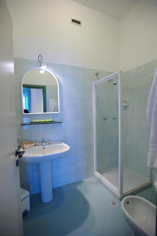 L'Approdo Di Angelino Hotel Pizzolungo Room photo