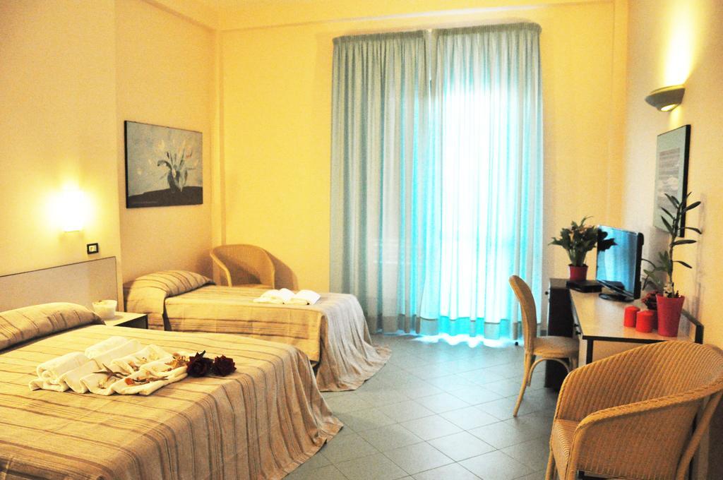 L'Approdo Di Angelino Hotel Pizzolungo Exterior photo